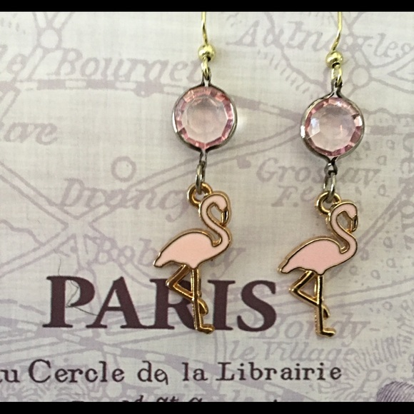 SALE 🌸 Pink Flamingos Earrings Pink Beads - Picture 3 of 8